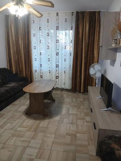 Apartament cu 2 camere decomandat în Amara