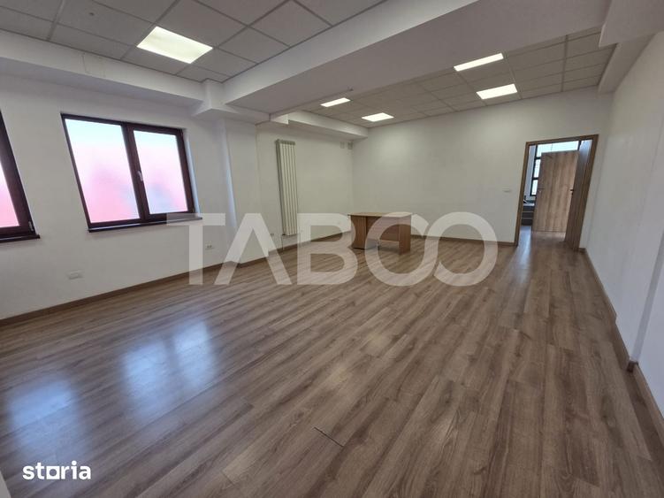 Spațiu comercial, de 645 mp, în Central