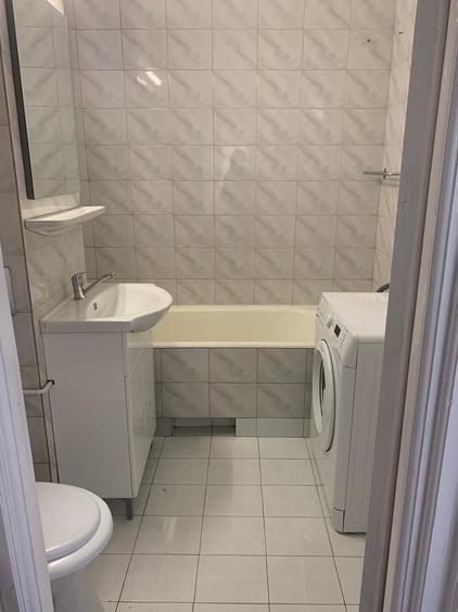 Apartament cu 3 camere decomandat în Griviței