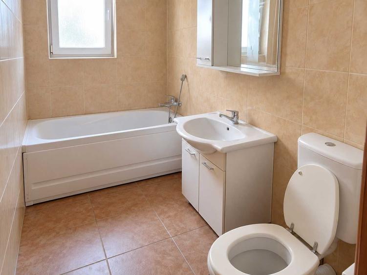 Apartament cu 2 camere decomandat în Florești