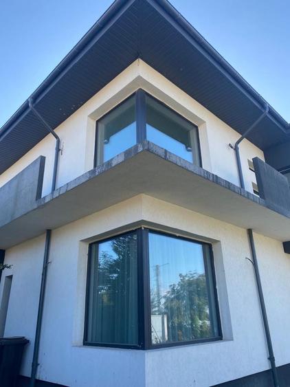 Casă cu 4 camere cu Teren 950 Mp în Exterior Vest