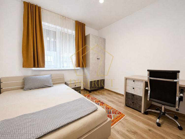 Apartament cu 3 camere semidecomandat, mobilat în Giroc