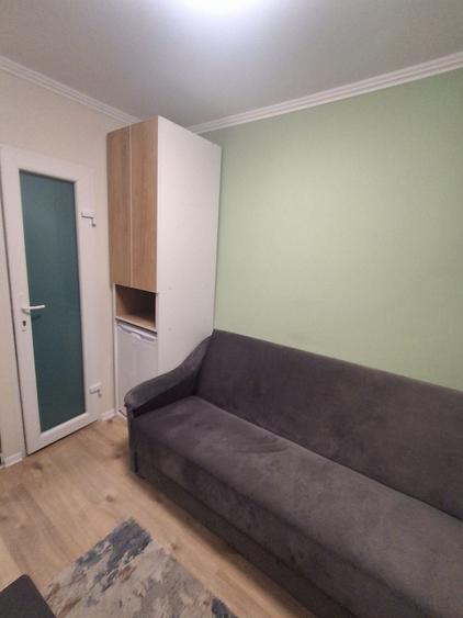 Apartament semidecomandat în Rogerius