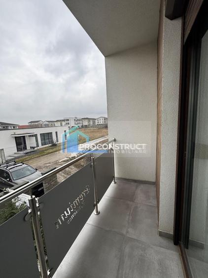 Duplex cu 3 camere cu Canalizare în Giroc