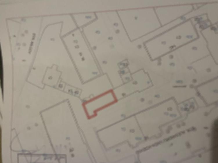 Casă cu 4 camere în Complex Studențesc