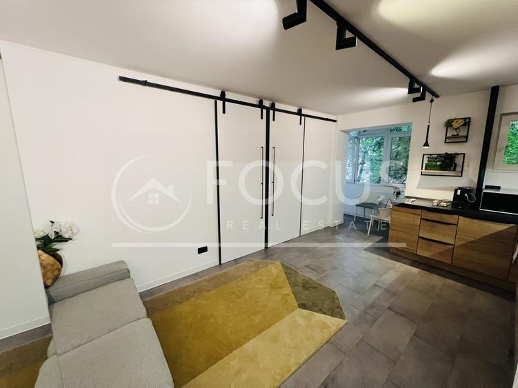 Apartament cu 2 camere semidecomandat, mobilat în Floreasca
