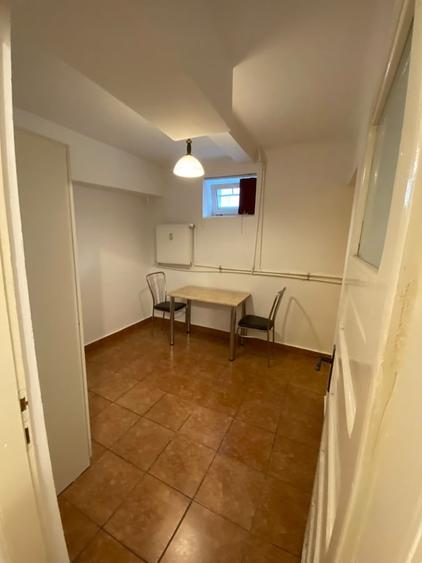 Apartament cu 2 camere semidecomandat în Romană