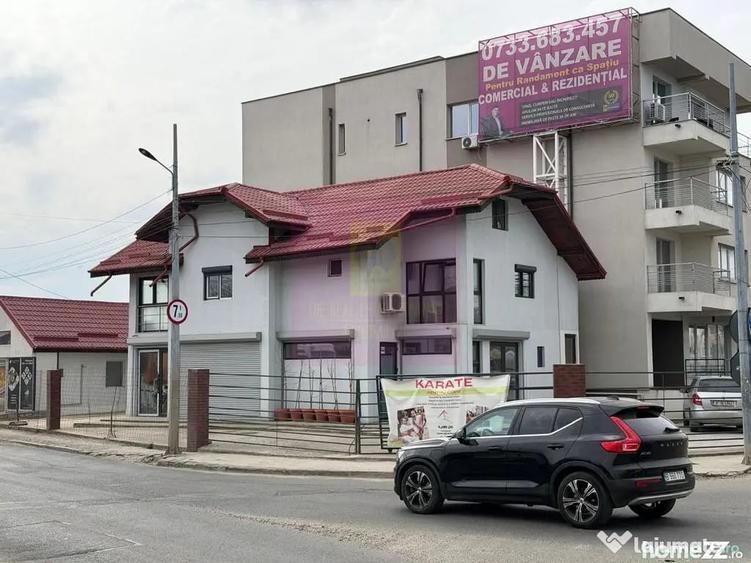 Casă cu 7 camere cu Teren 370 Mp în Cățelu