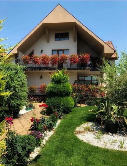 Casa de inchiriat in regim hotelier - 3