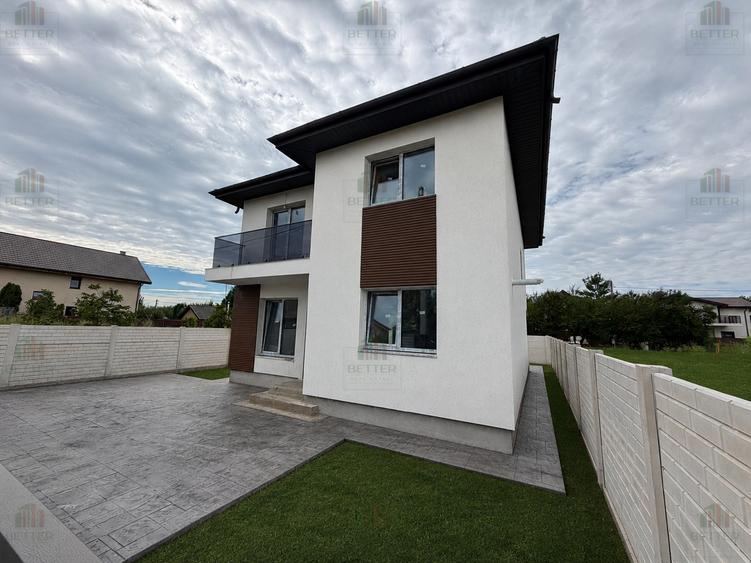 Casă individuală cu 4 camere cu Teren 338 Mp în Berceni