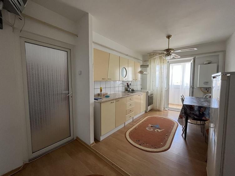 Apartament cu 2 camere decomandat în Plantelor