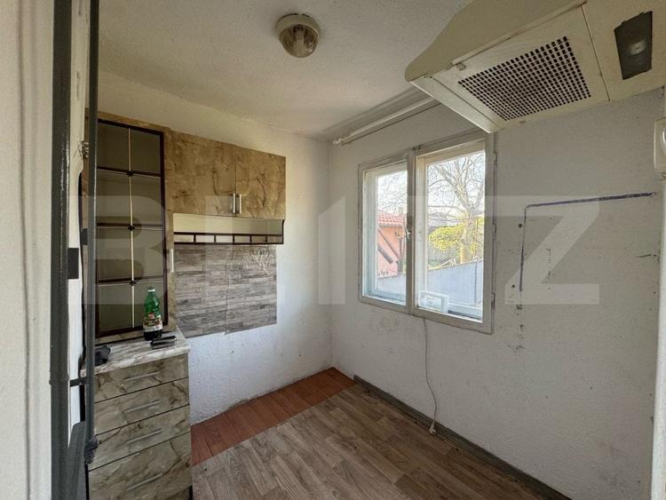 Casă individuală cu 3 camere cu Canalizare în Simeria
