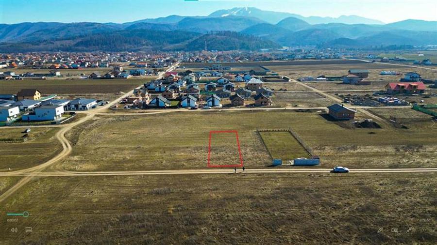 Teren Construcții intravilan de 700 mp, în Exterior Est