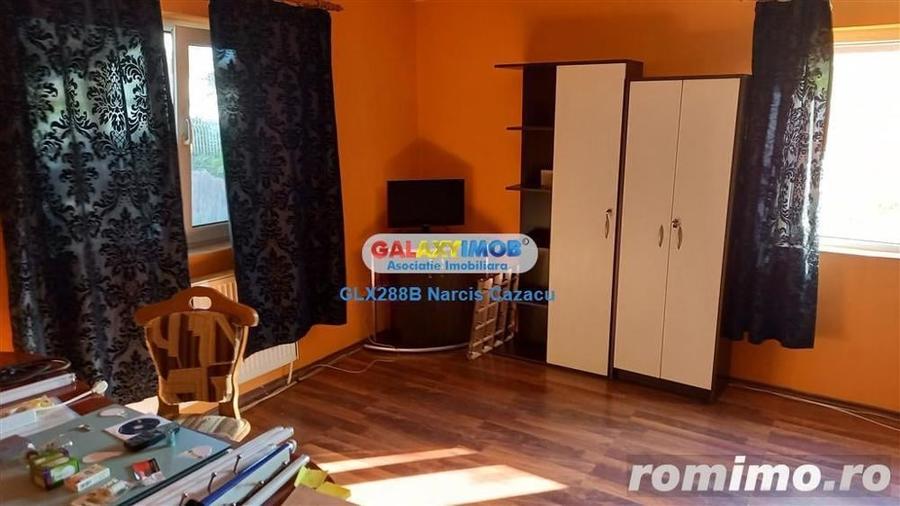 Casă cu 7 camere cu Teren 359 Mp în 1 Mai