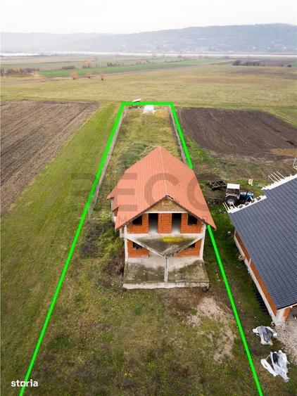 Casă cu 4 camere cu Teren 752 Mp în Oșorhei