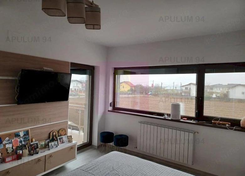 Casă cu 4 camere cu Teren 568 Mp în Săbăreni