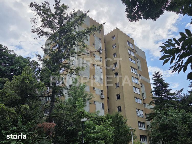 Apartament cu 2 camere decomandat în Drumul Taberei