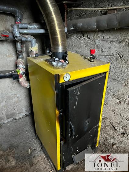 Casă individuală cu 2 camere cu Teren 1050 Mp în Drașov