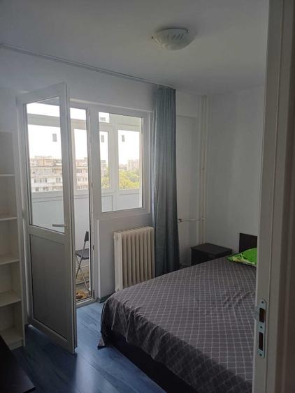 Apartament cu 2 camere semidecomandat în Brâncoveanu