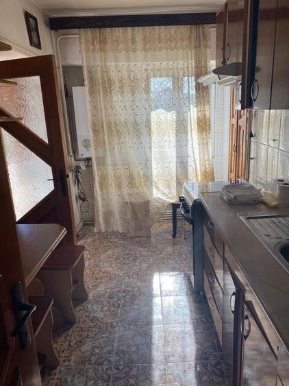 Apartament cu 4 camere în Ultracentral