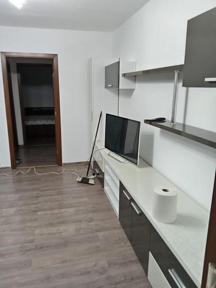 Apartament cu 2 camere semidecomandat în Popoveni