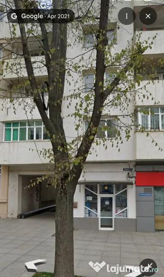 Apartament cu 3 camere semidecomandat în Central