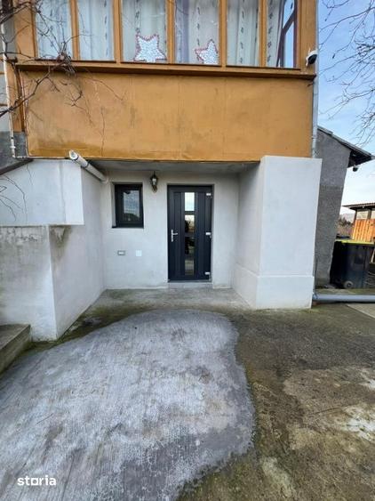 Casă cu 2 camere cu Teren 468 Mp în Central