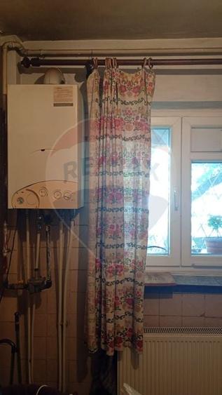 Apartament cu 4 camere decomandat, mobilat în Rahova