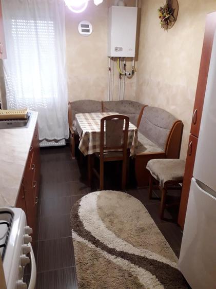 Apartament cu 2 camere decomandat în Tudor