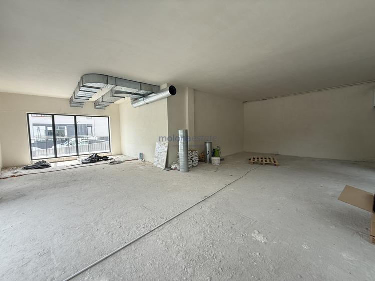 Spațiu comercial, de 83 mp, în Borhanci