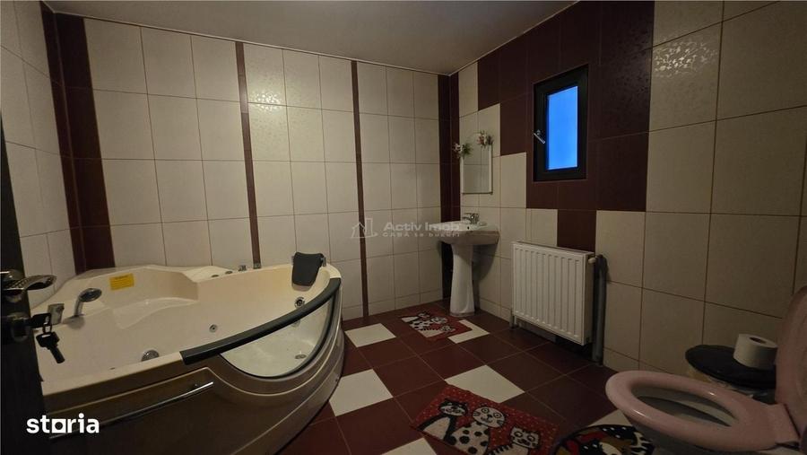 Casă cu 4 camere în Albești