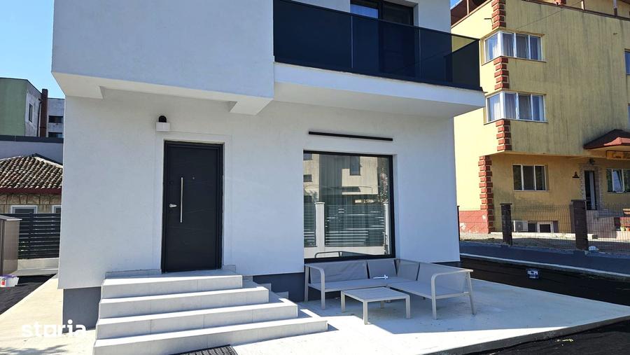Casă cu 3 camere cu Teren 250 Mp în Sud