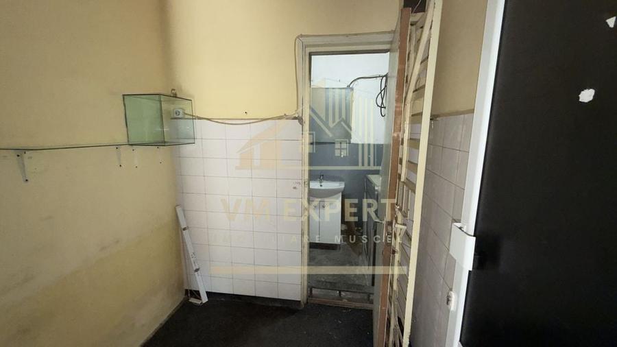 Spațiu comercial, de 47 mp, în Central
