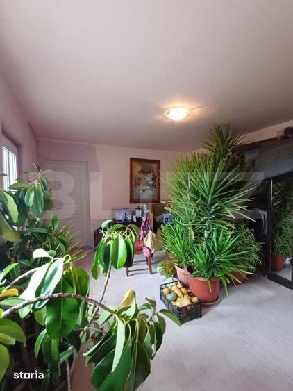 Casă cu 7 camere cu Teren 3289 Mp în Luna