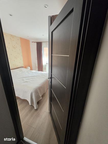 Apartament cu 4 camere decomandat în Terezian