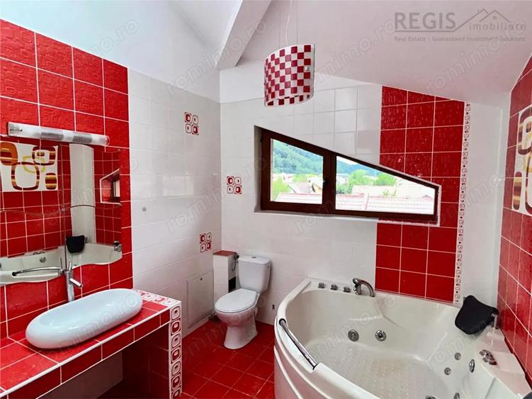 Casă cu 6 camere cu Canalizare în Bunloc