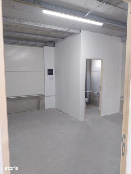 Spațiu comercial, de 350 mp, în Central