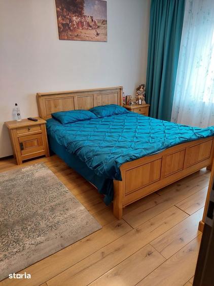 Casă cu 4 camere cu Teren 362 Mp în Săbăreni