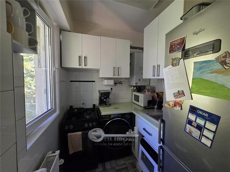 Apartament cu 2 camere nedecomandat, mobilat în Tătărași