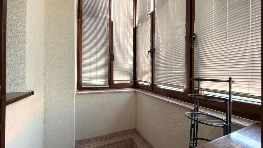 Casă individuală cu 4 camere cu Canalizare în Central