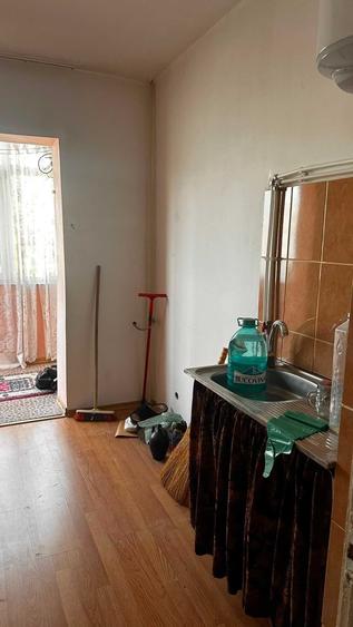 Apartament cu 2 camere decomandat în Micro 20