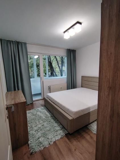 Apartament cu 2 camere semidecomandat în Unirii