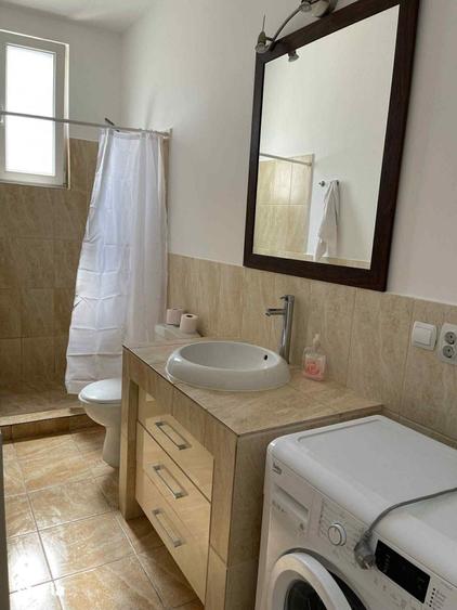 Apartament cu 3 camere decomandat în Ultracentral