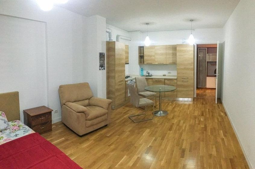 Garsonieră decomandată, mobilată în Voluntari