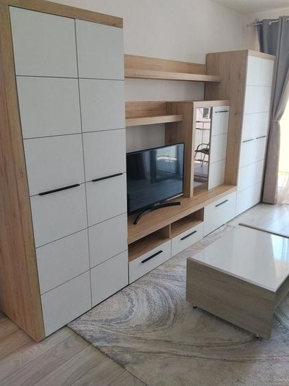Apartament cu 2 camere decomandat în Exterior Vest