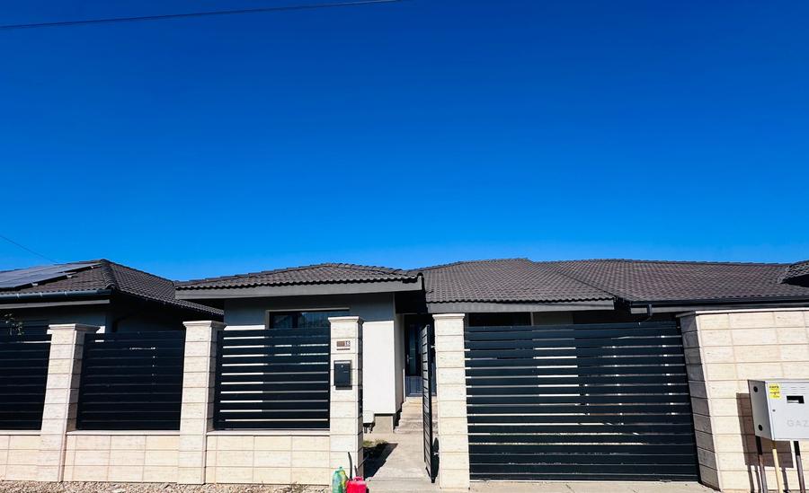 Casă cu 3 camere cu Teren 350 Mp în Central