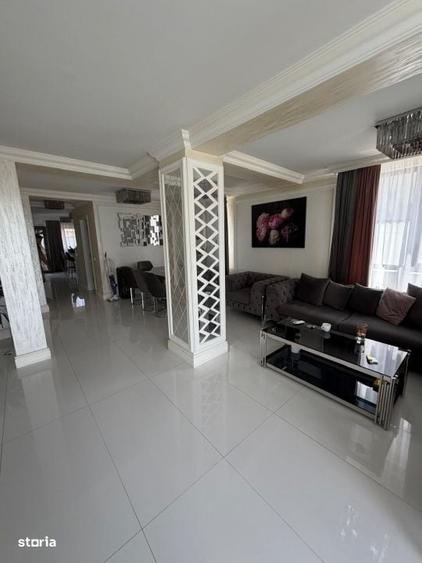 Casă cu 4 camere decomandat în Bărnești
