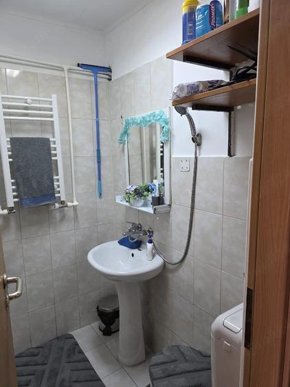 Garsonieră decomandată în UMT