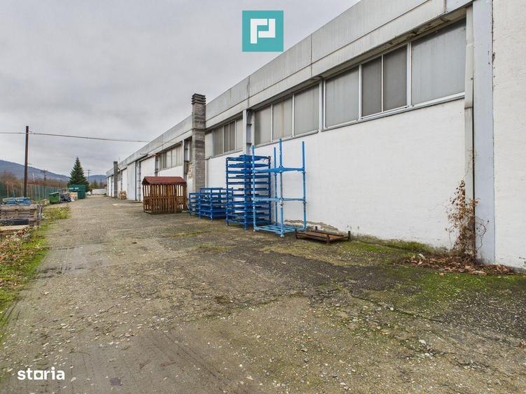 Spațiu comercial, de 1,800 mp, în Central