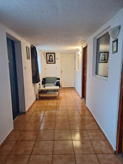 Casă cu 3 camere în Boteni